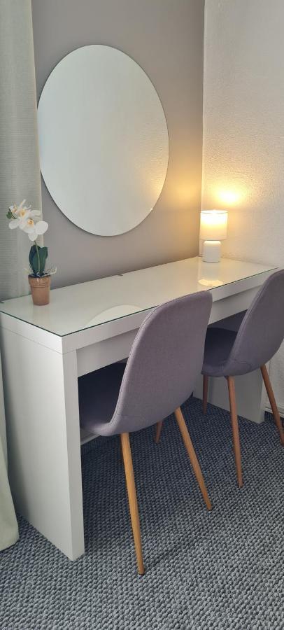 Lugas Apartman Miskolctapolca 2 Haloszoba Dezsa Es Jakuzzi Koezel A Barlangfuerdohoez Buitenkant foto