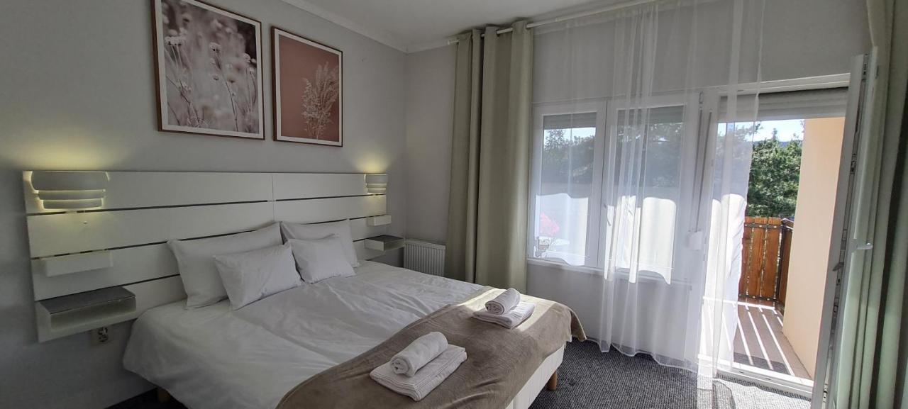 Lugas Apartman Miskolctapolca 2 Haloszoba Dezsa Es Jakuzzi Koezel A Barlangfuerdohoez Buitenkant foto