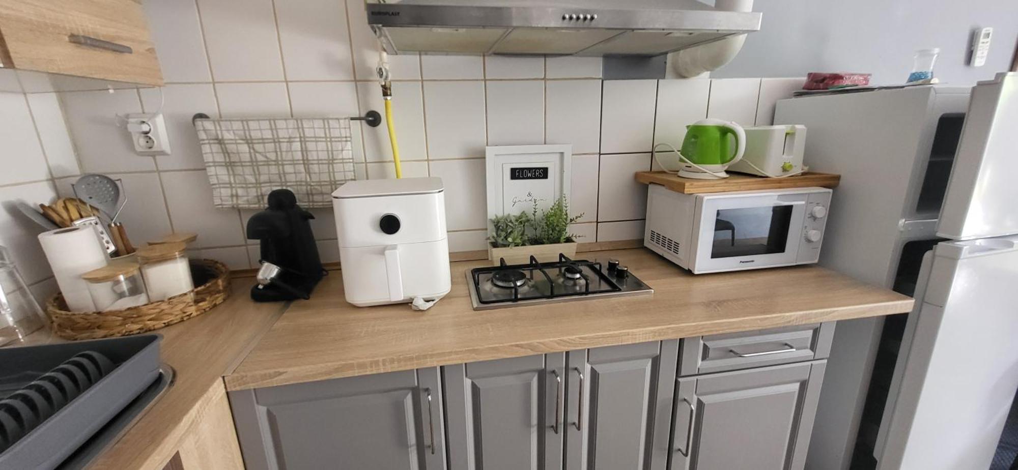 Lugas Apartman Miskolctapolca 2 Haloszoba Dezsa Es Jakuzzi Koezel A Barlangfuerdohoez Buitenkant foto