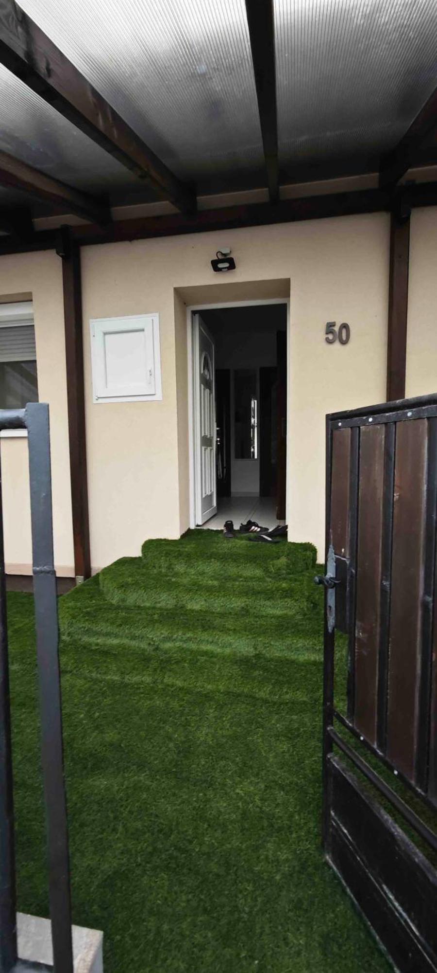 Lugas Apartman Miskolctapolca 2 Haloszoba Dezsa Es Jakuzzi Koezel A Barlangfuerdohoez Buitenkant foto